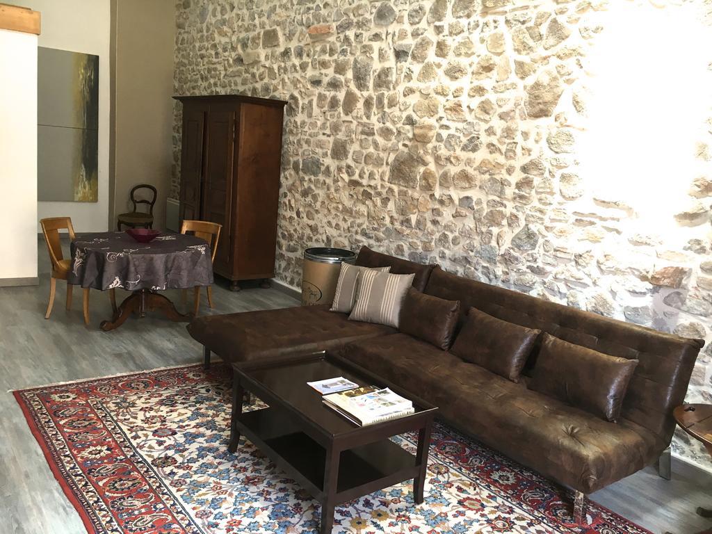 Les Hauts De Cluny Buitenkant foto